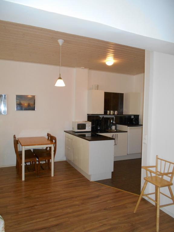 Anne'S City Apartment Jyväskylä Buitenkant foto
